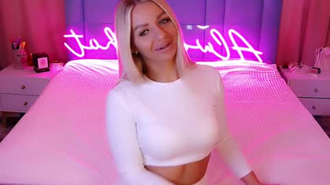 AlwaysHot online show from 12/30/24, 03:14