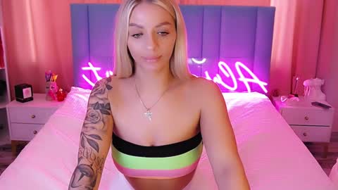 AlwaysHot online show from 01/10/25, 05:47