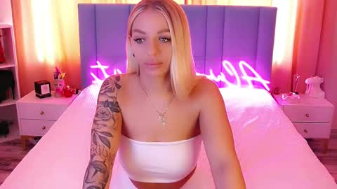 AlwaysHot online show from 03/06/25, 03:24