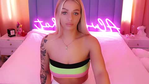 AlwaysHot online show from 03/08/25, 06:21