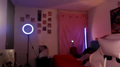 Ally online show from 03/25/26, 01:00