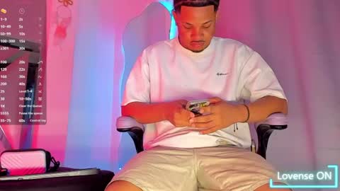 ally_royal online show from 06/16/26, 01:14