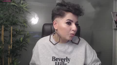         online show from 01/14/25, 10:34