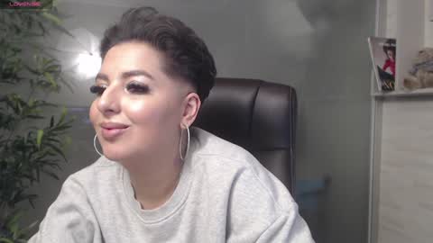         online show from 01/16/25, 12:23