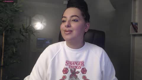         online show from 10/05/25, 01:09