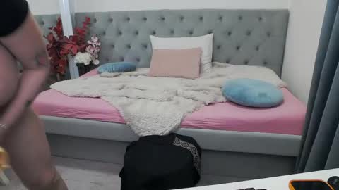         online show from 05/22/26, 04:12
