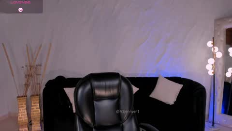Alisson online show from 05/20/26, 10:21