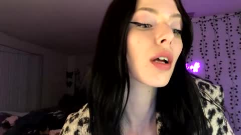 Ally Girl In Her Ally World online show from 01/28/25, 09:19