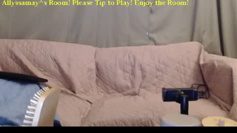 Allyssamay online show from 11/23/25, 03:28