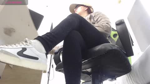 ALMA FENIX  online show from 02/08/25, 12:06