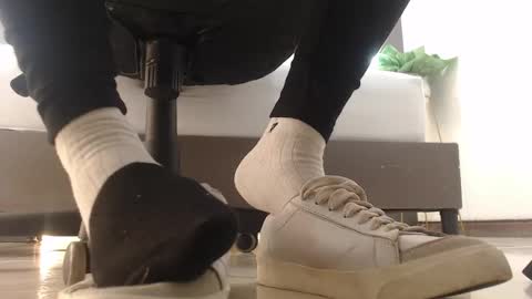 ALMA FENIX  online show from 02/17/25, 12:16