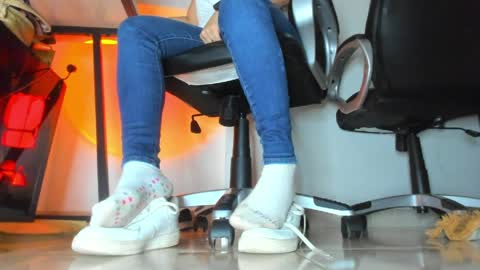 ALMA FENIX  online show from 04/09/26, 11:59