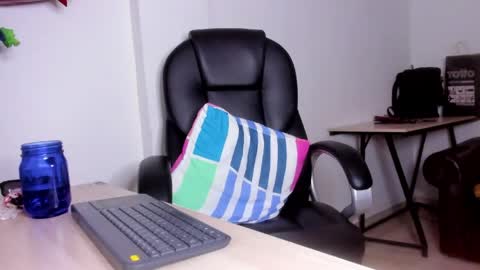 ALMA FENIX  online show from 04/13/26, 04:07