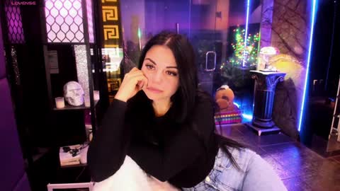 Alma online show from 12/19/24, 08:02