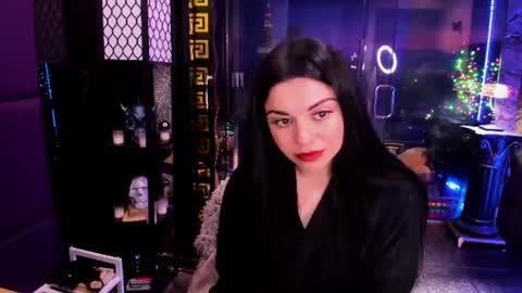 Snapshot of alma_pearl chatting on 06/19/26, 07:01 Alma online show from 06/19/26, 07:01