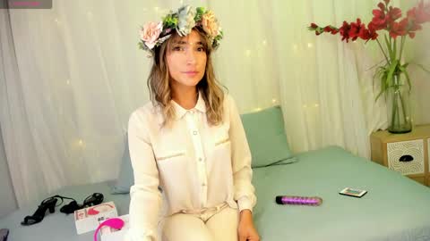 Snapshot of alma_rose_ chatting on 04/16/26, 06:52 alma_rose_ online show from 04/16/26, 06:52