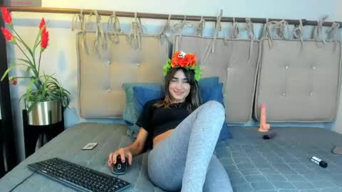 Snapshot of alma_rose_ chatting on 04/30/26, 08:26 alma_rose_ online show from 04/30/26, 08:26