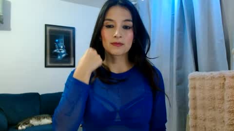 Snapshot of almaglow chatting on 07/20/26, 10:01 Alma online show from 07/20/26, 10:01