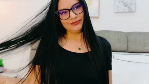 Snapshot of almarose_1 chatting on 05/01/26, 12:54 alma online show from 05/01/26, 12:54
