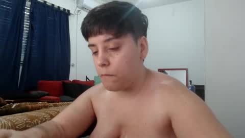 Almond online show from 04/12/26, 08:58