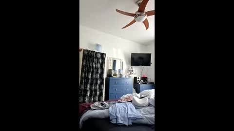 LickingUallover online show from 05/22/26, 08:10