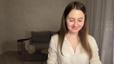 Anna online show from 10/17/25, 09:28