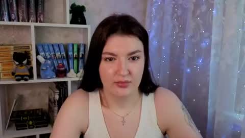 Lina online show from 08/04/26, 07:11