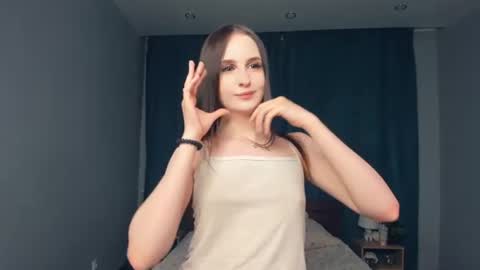 Alona online show from 06/24/26, 07:02