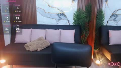 Snapshot of alonddra_tay chatting on 04/07/26, 11:43 alonddra_tay online show from 04/07/26, 11:43