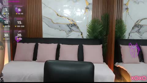 Snapshot of alonddra_tay chatting on 04/13/26, 11:37 alonddra_tay online show from 04/13/26, 11:37