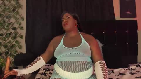 Snapshot of alondra_slut chatting on 01/17/26, 01:05 alondra_slut online show from 01/17/26, 01:05