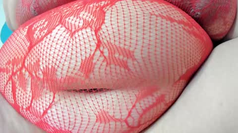 Snapshot of alondra_zaens chatting on 12/06/24, 09:35 Alondra online show from 12/06/24, 09:35