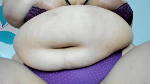 Snapshot of alondra_zaens chatting on 09/08/25, 10:42 Alondra online show from 09/08/25, 10:42