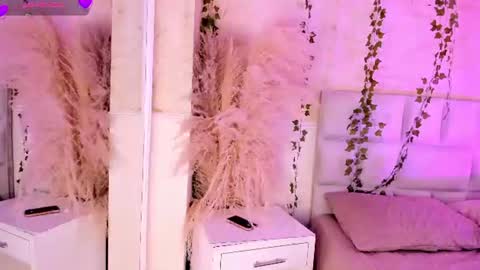 Snapshot of alondrasoomer chatting on 07/08/26, 05:56 ALONDRA CUTE online show from 07/08/26, 05:56