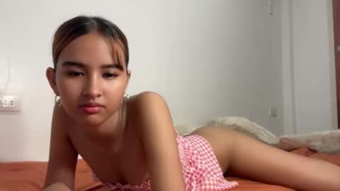 alora online show from 05/12/26, 11:18