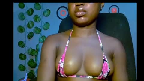 Snapshot of alosexy_bae chatting on 07/30/26, 01:37 alo online show from 07/30/26, 01:37