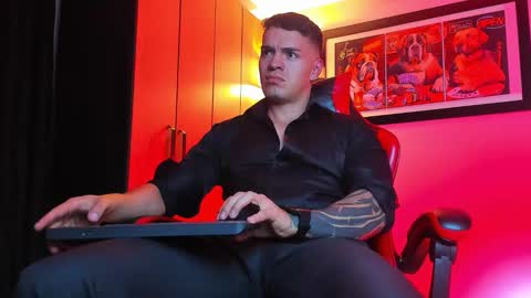 alpha_dominus_ online show from 12/02/25, 04:07