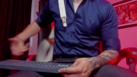 alpha_dominus_ online show from 03/10/26, 04:06