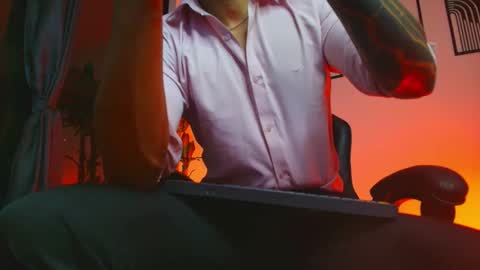 alpha_dominus_ online show from 04/07/26, 03:40