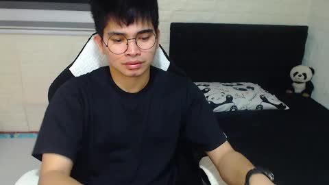 Snapshot of alpha_rider chatting on 02/27/25, 06:29 Angelo online show from 02/27/25, 06:29