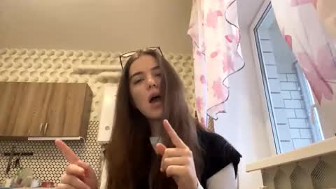 Ksenia online show from 11/26/25, 08:48