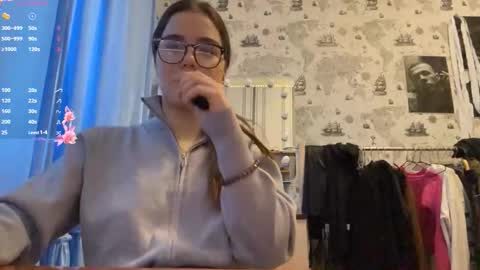 Ksenia online show from 12/01/25, 10:20