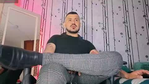 Snapshot of alphadrip chatting on 10/19/25, 12:28 alphadrip online show from 10/19/25, 12:28