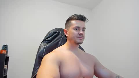 LeatherMaster online show from 12/25/24, 10:50