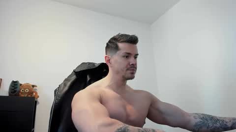 LeatherMaster online show from 01/12/26, 09:14