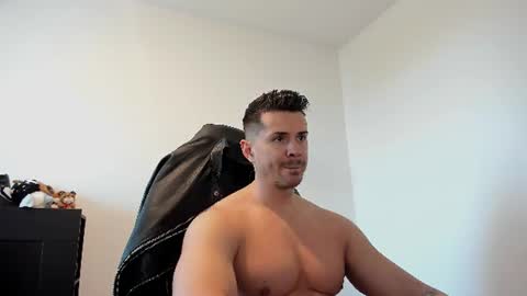LeatherMaster online show from 07/09/26, 07:01