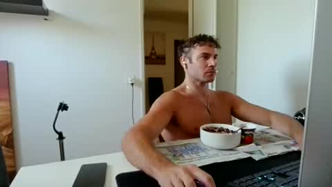 Snapshot of alphah_hunk chatting on 06/17/26, 10:17 alphah_hunk online show from 06/17/26, 10:17