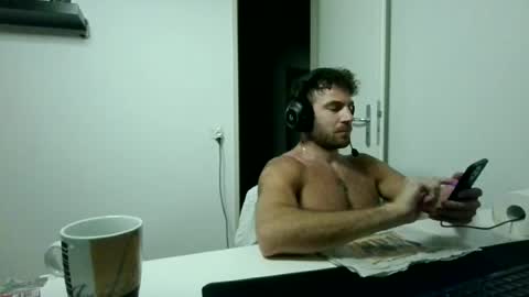 Snapshot of alphah_hunk chatting on 06/27/26, 07:41 alphah_hunk online show from 06/27/26, 07:41