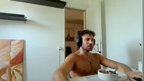 Snapshot of alphah_hunk chatting on 06/29/26, 10:37 alphah_hunk online show from 06/29/26, 10:37