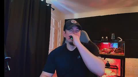 Snapshot of alphanuts101 chatting on 02/28/25, 07:35 Ryno online show from 02/28/25, 07:35